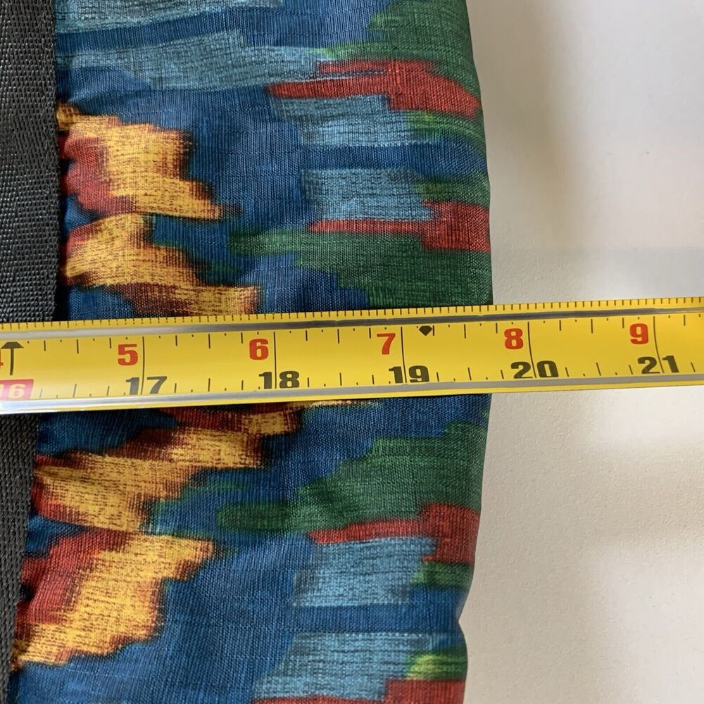 Lesportsac Southwestern Tribal Shoulder Tote Attached Makeup/Accessory Pouch - Picture 10 of 10